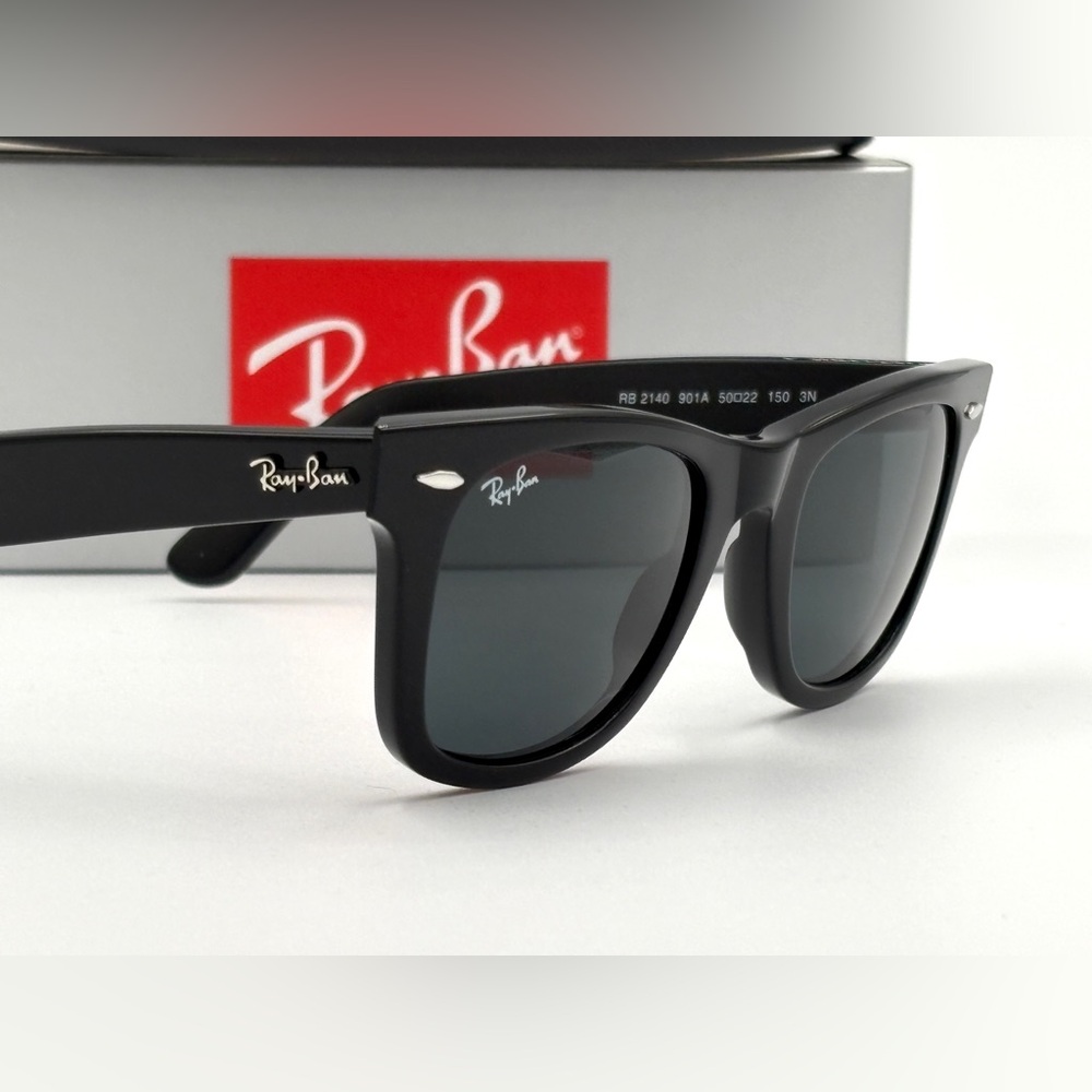 Ray-Ban Black Wayfarer Classic Sunglasses Original Style RB2140 901 50-22 325 - Picture 5 of 15
